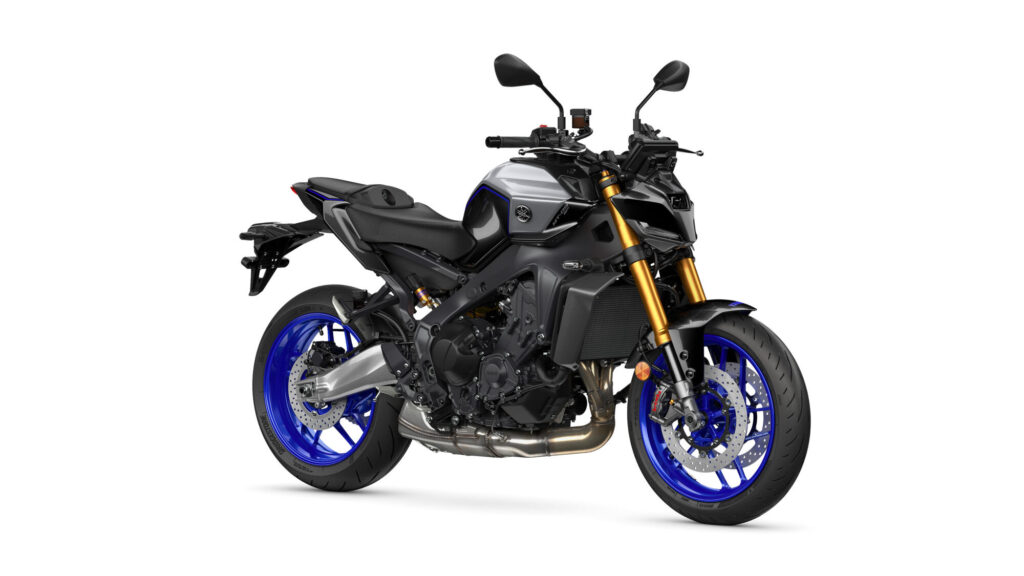 2024-Yamaha-MT09DX-EU-Icon_Performance-Studio-001-03