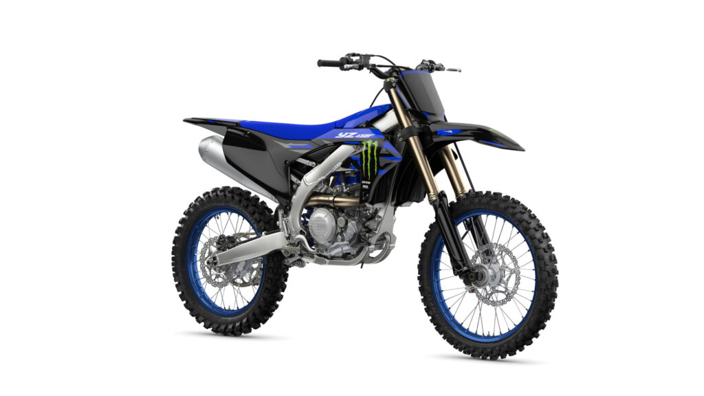 2025-Yamaha-YZ450FSV-EU-Monster_Black-Studio-001-03