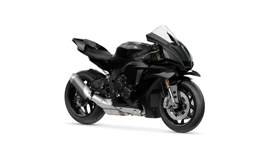 2025-Yamaha-YZF1000R1COMP-EU-Tech_Black-Studio-001-03